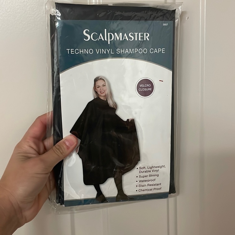 Hair washing cape